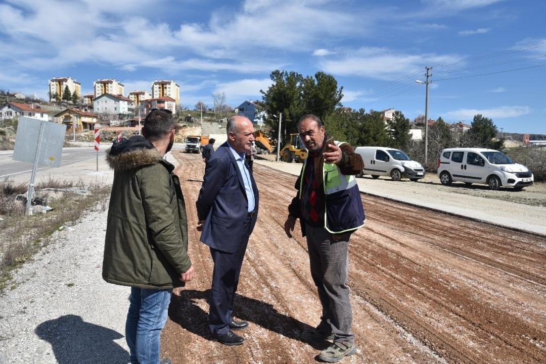 Dursunbey-Balıkesir Duble Yolunda &Ccedil;alışmalar Başladı