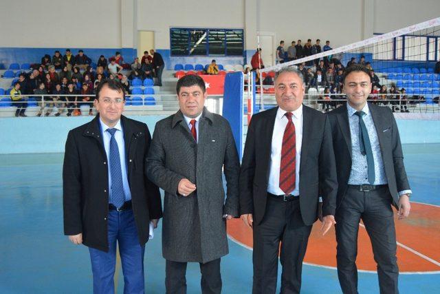 Tatvan’da “Sporla Güçlü Geleceğe” projesi