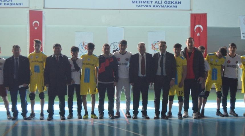 Tatvan&rsquo;da &ldquo;Sporla G&uuml;&ccedil;l&uuml; Geleceğe&rdquo; projesi