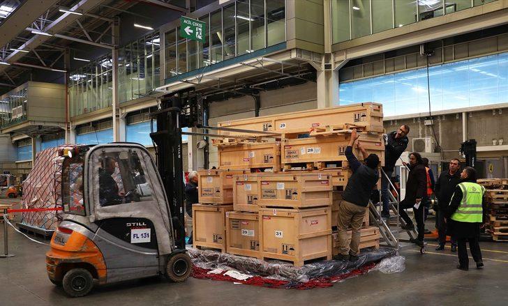 Turkish Cargo, sarayın eserlerini Japonya'ya taşıdı  G3