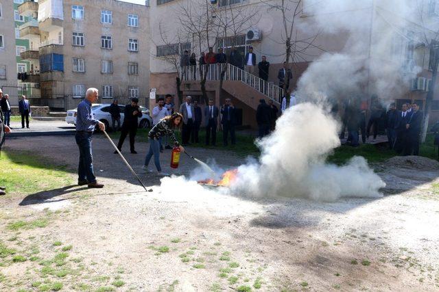 İl Milli Eğitim Müdürlüğü’nde yangın tatbikatı gerçekleştirildi