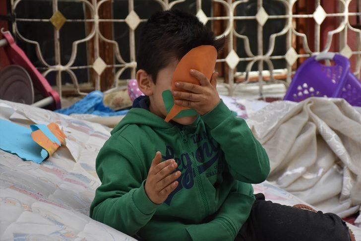 Kira vermeyen gelinini 3 çocuğuyla evden çıkardı G5