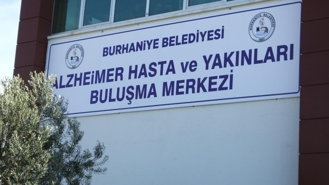 Alzheimer Hasta ve Yakınları Buluşma Merkezi a&ccedil;ıldı