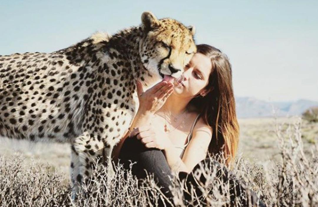 Benzersiz dostluk! Onlarca insanın hayalini yaşıyor