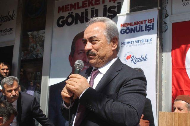 İçişleri Bakan Yardımcısı Mehmet Ersoy, Kozluk ilçesini ziyaret etti