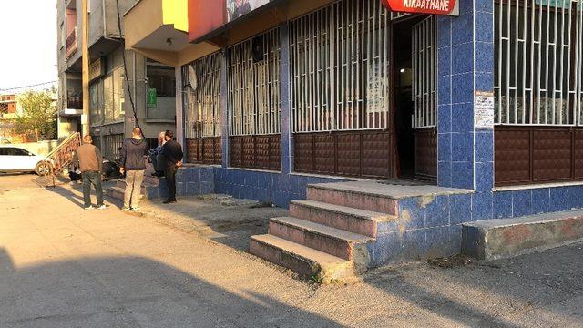 Kız arkadaşına laf atan arkadaşını vurdu 1