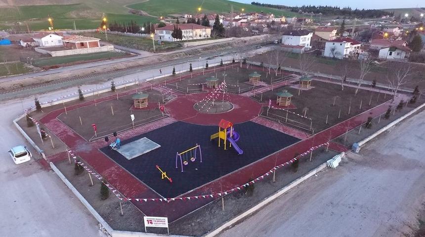 15 Temmuz Parkı&rsquo;na miting gibi a&ccedil;ılış