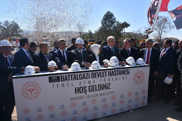 AK Partili Ünal: Bir avuç vesayet elitini darmaduman ettik