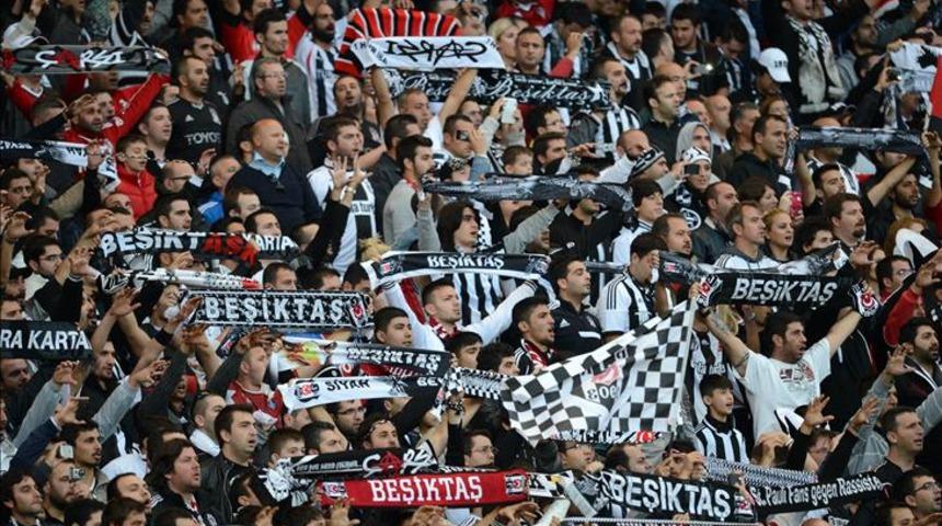 Herkes bu geceyi konuşacak! Beşiktaş taraftarından Galatasaray derbisinde rekor denemesi