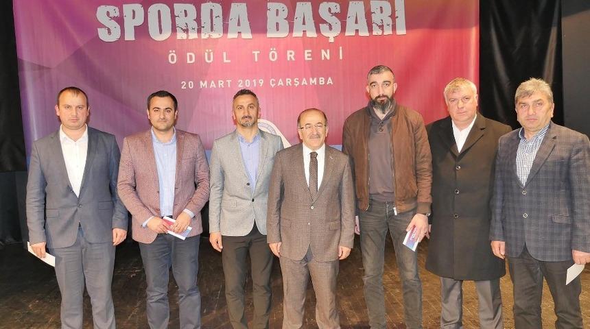 Trabzon&rsquo;da başarılı sporcu ve spor kul&uuml;plerine 234 bin TL &ouml;d&uuml;l verildi