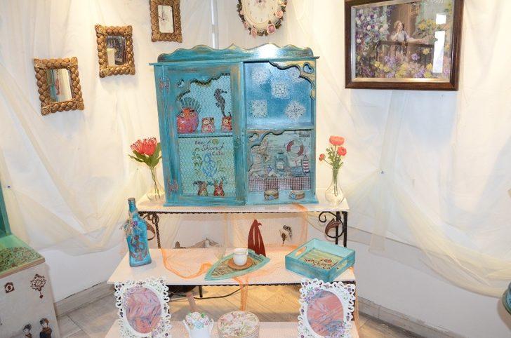 ’Hayatın İçindeyiz, Sanatla Beraberiz’ temalı sergi açıldı G3