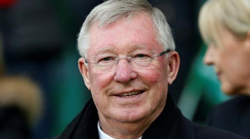 Alex Ferguson'un &ccedil;iğnediği sakız 2 milyon 834 bin TL'ye satıldı