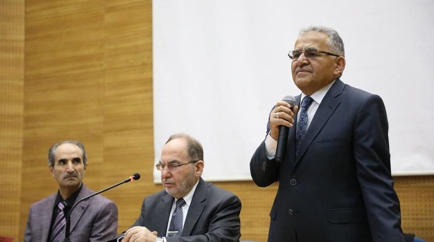 Başkan Memduh B&uuml;y&uuml;kkılı&ccedil;: "Din g&ouml;revlileri aynı zamanda toplum eğitimcisidir&rdquo;