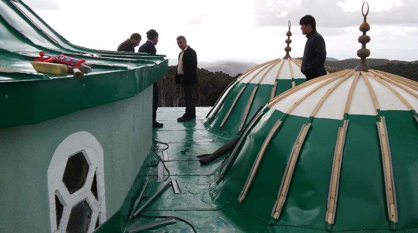 Burhaniye&rsquo;de camilere belediye bakımı