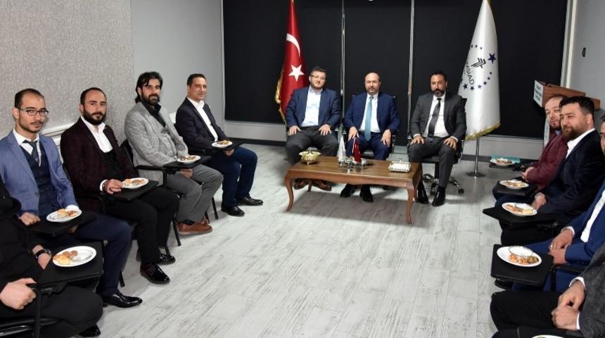 Başkan Pekyatırmacı T&Uuml;MSİAD &uuml;yesi iş adamlarıyla buluştu