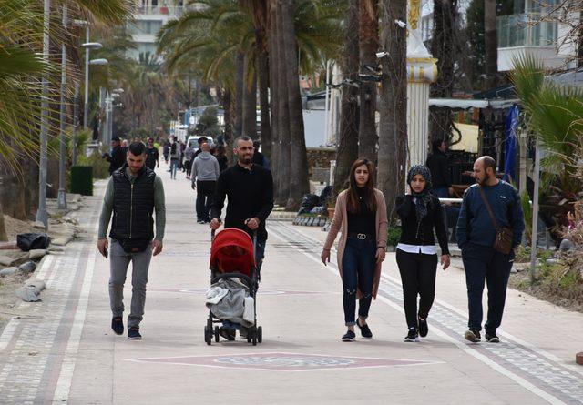 Marmaris'te sezonun ilk turist kafilesi İranlılar oldu