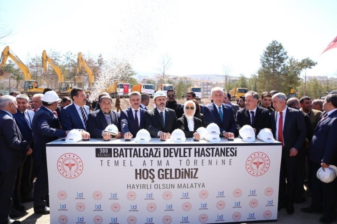 300 Yataklı Battalgazi Devlet Hastanesinin temeli atıldı