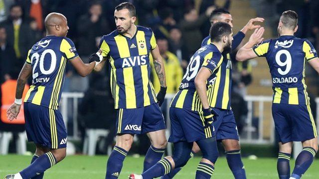 Mehmet Topal ve Soldado, Valencia'nın Efsaneler Maçı'na davet edildi