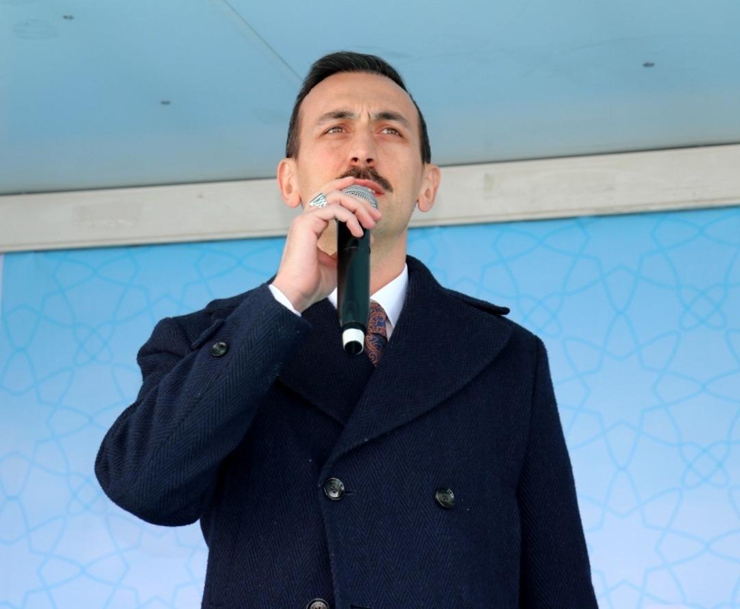 Kaymakam &Ccedil;i&ccedil;ekli&rsquo;den PKK&rsquo;ya sert eleştiri