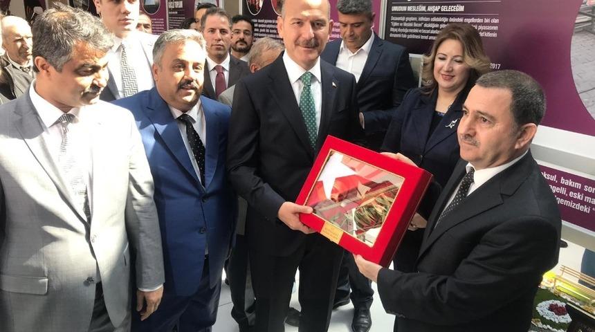İl &ouml;zel idaresine proje &ouml;d&uuml;l&uuml;