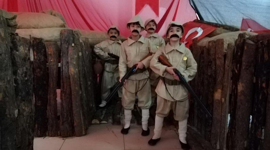 Yayladağı&rsquo;nda "&Ccedil;anakkale Ruhu" sergisi