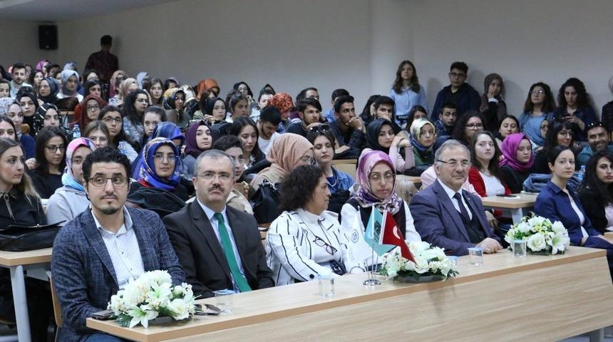 KTO Karatay&rsquo;da D&uuml;nya Sosyal Hizmet G&uuml;n&uuml; programı d&uuml;zenlendi