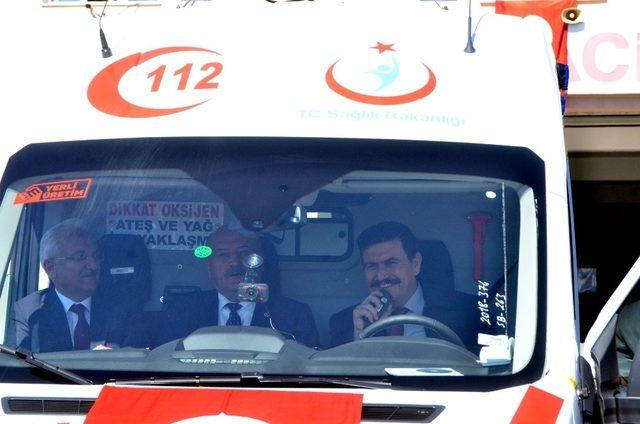 5 adet tam donanımlı kara ambulansı Erzincan’da hizmete girdi