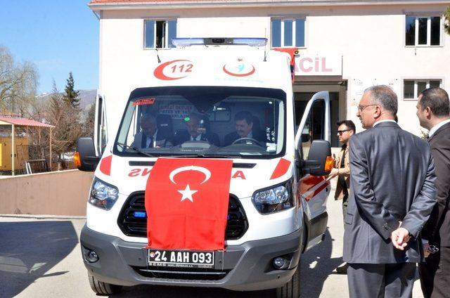 5 adet tam donanımlı kara ambulansı Erzincan’da hizmete girdi