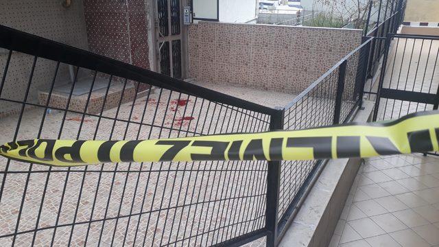 Bayrampaşa'da silahlı saldırı: 1 yaralı; saldırı anı kamerada