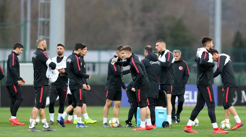 A Milli Futbol Takımı Riva'daki son çalışmasını yaptı