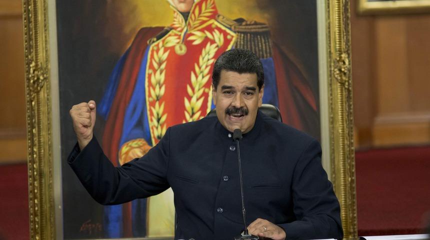 Maduro ABD'ye böyle meydan okudu: İster yağmur yağsın ister yıldırım düşsün...
