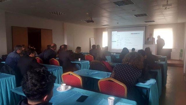 Sağlık Kuruluşlarına tıbbi atık semineri verildi