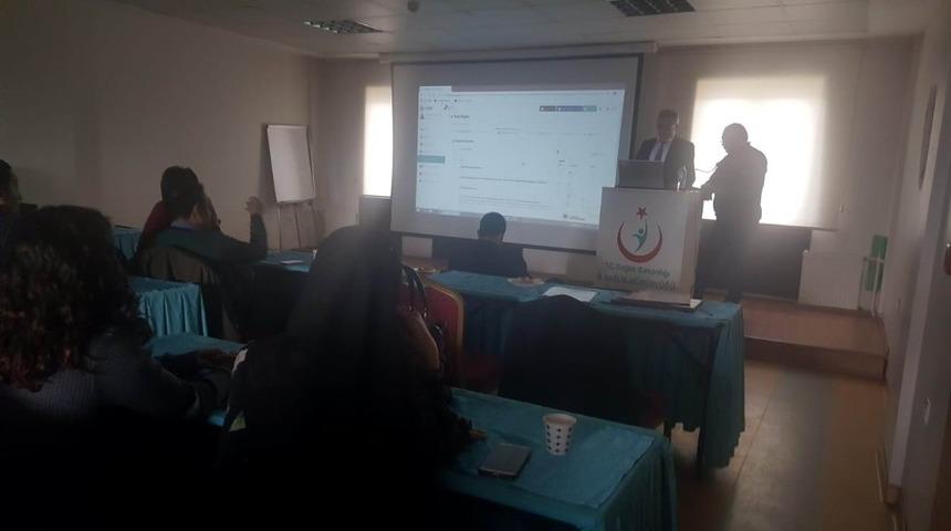 Sağlık Kuruluşlarına tıbbi atık semineri verildi