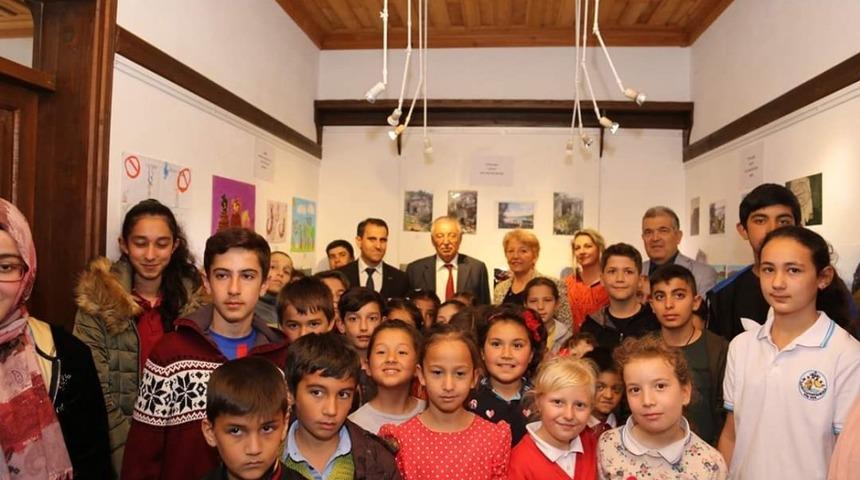 Kaş&rsquo;ta &ccedil;ocuklardan sergi