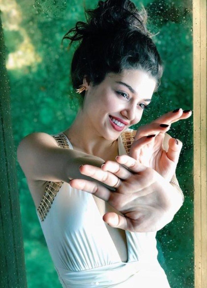  Hande Erçel, Gamze Erçel ve Burcu Özberk'in Maldivler tatili  G4