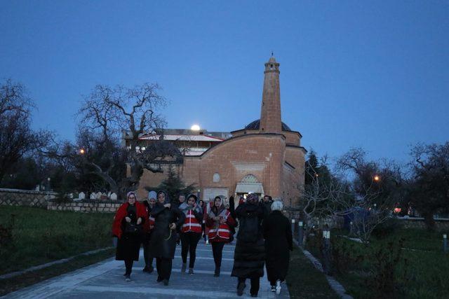 Tillo'da 'ışık hadisesi' ilgiyle izlendi