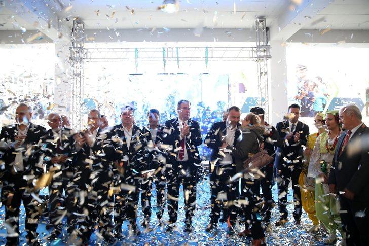 Buca’nın yeni kent merkezi Buca Çarşı törenle hizmete girdi G1