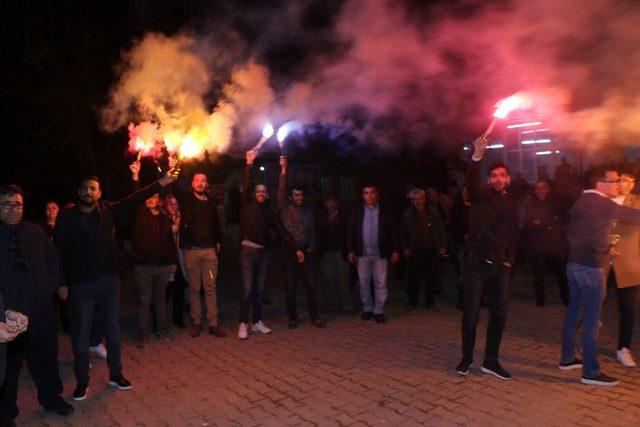 Özdemir Yeşilköy’de başkan gibi karşılandı