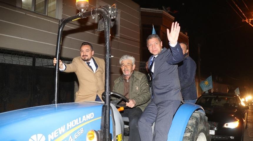 &Ouml;zdemir Yeşilk&ouml;y&rsquo;de başkan gibi karşılandı