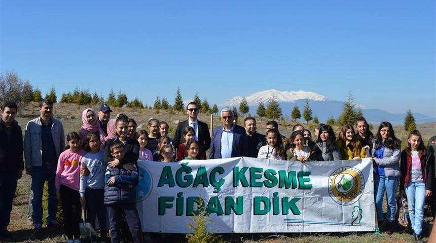 Dünya Ormancılık Günü’nde fidan dikim etkinliği