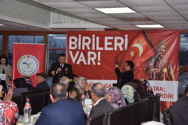 Çanakkale’de gazi ve şehit aileleri için yemek