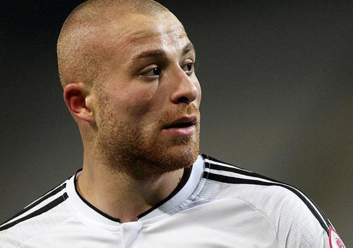 Beşiktaşlı futbolcu Gökhan Töre'den başkan Fikret Orman'a sert sözler G3