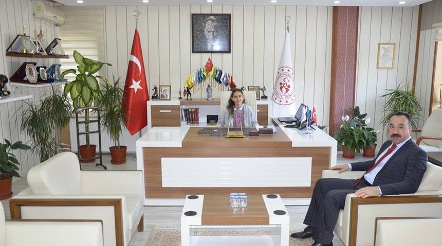 İl Müdürü Yıldız, koltuğunu Sudenur Yılmaz’a devretti