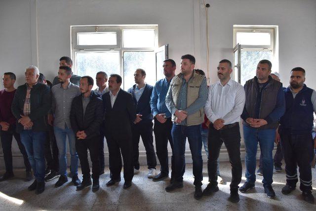 Başkan Çelik belediye şantiyelerinde işçilerle buluştu