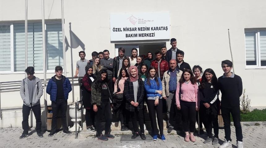 Niksar&rsquo;da yaşlılar unutulmadı