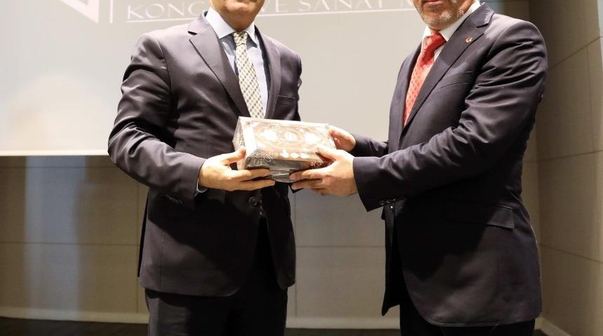 GA&Uuml;N&rsquo;de İstiklal Marşını anlamak konferansı