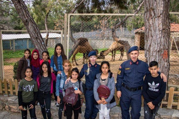 İl Jandarma Komutanlığından çocukları mutlu eden proje G1