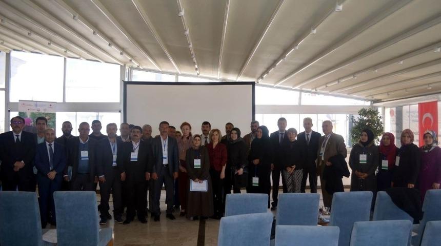 97 kursiyer sertifikalarını aldı