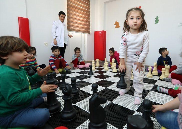 Van Büyükşehir Belediyesinden kreş ve gündüz bakım evi hizmeti G3