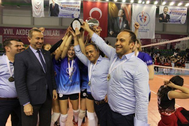 Merinosspor Bayan Voleybol Takımı 1. Lig’de